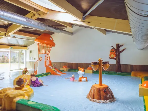 Hallenbad für Kinder Roan camping Marvilla Parks Kaatsheuvel.